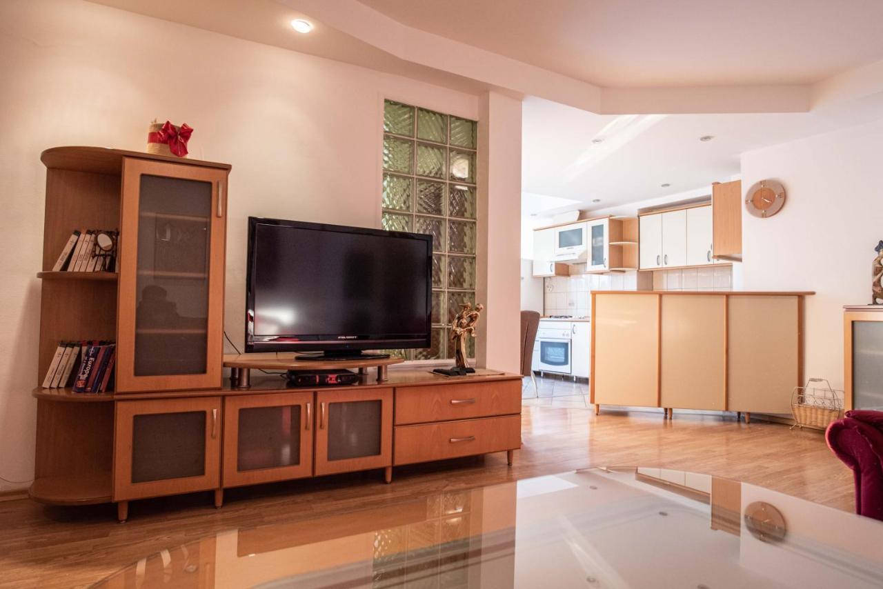Apartment Emilija Skopje Extérieur photo